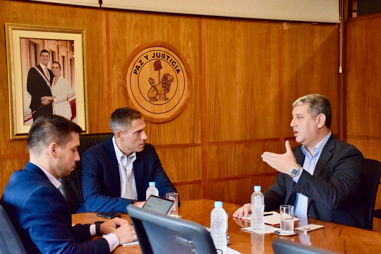 MIC y SINAFOCAL alinean políticas de capacitación para acompañar el crecimiento industrial