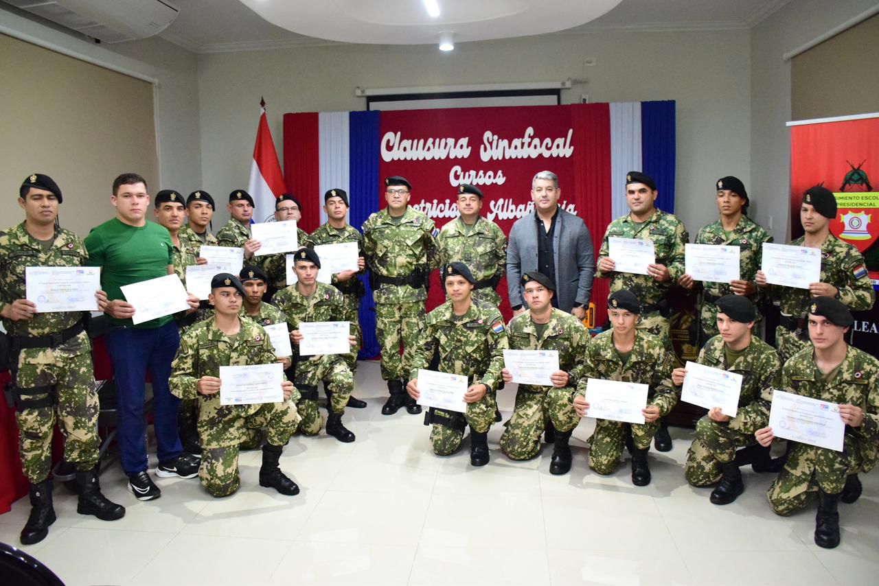 SINAFOCAL impulsa la empleabilidad de jóvenes que realizan el Servicio Militar Obligatorio en el Regimiento Escolta Presidencial