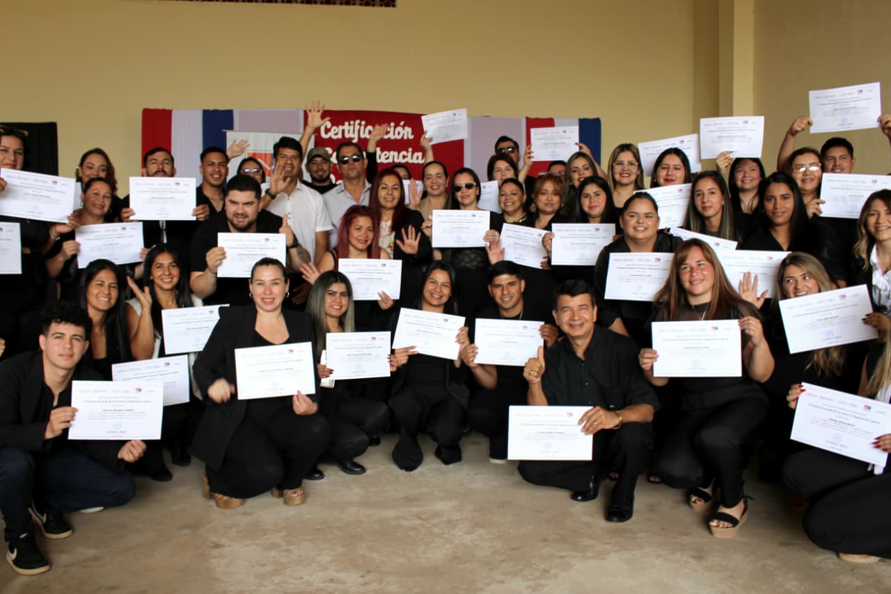 SINAFOCAL certifica las competencias de 62 trabajadores empíricos del sector de la belleza y estética en Altos